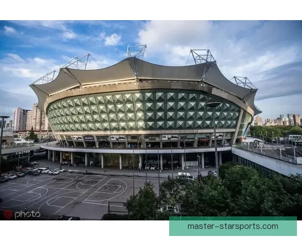 博尔顿俱乐部百年沉浮与英伦足球荣耀传承之路见证城市荣光与梦想
