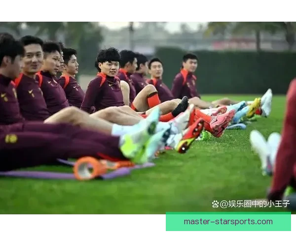 中国足球队备战世界杯预选赛 全力冲刺晋级目标球迷期待新阵容表现 中国足球队备战世界杯预选赛 全力冲刺晋级目标球迷期待新阵容表现