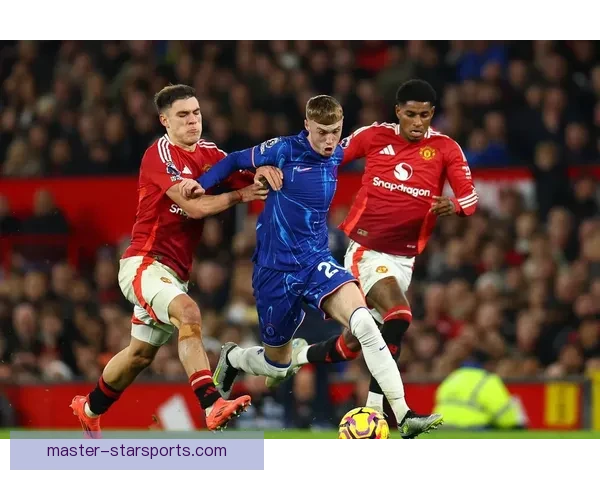 曼联主场逆转取胜 英超争冠形势再度升温