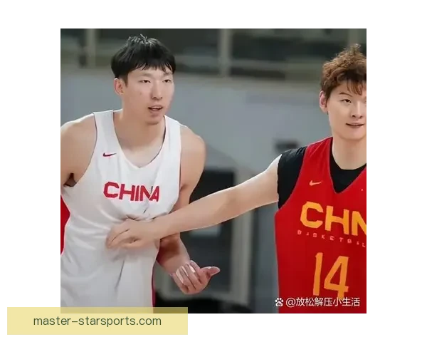 篮球世界杯激烈角逐 中国男篮迎战世界强队 持续拼搏力争佳绩