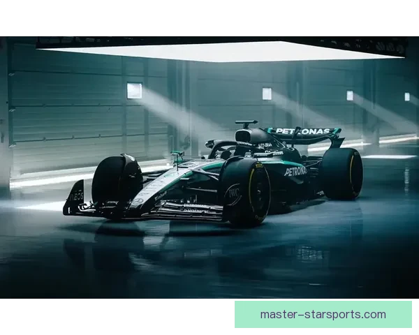 F1赛季激烈竞争再升级 红牛队与梅赛德斯力争冠军宝座